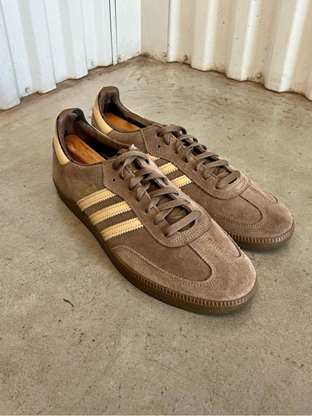 Adidas Samba Brown Suede Cream Stripes Size 10.5